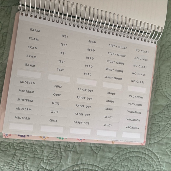 Erin Condren Academic Planner - Picture 4 of 6